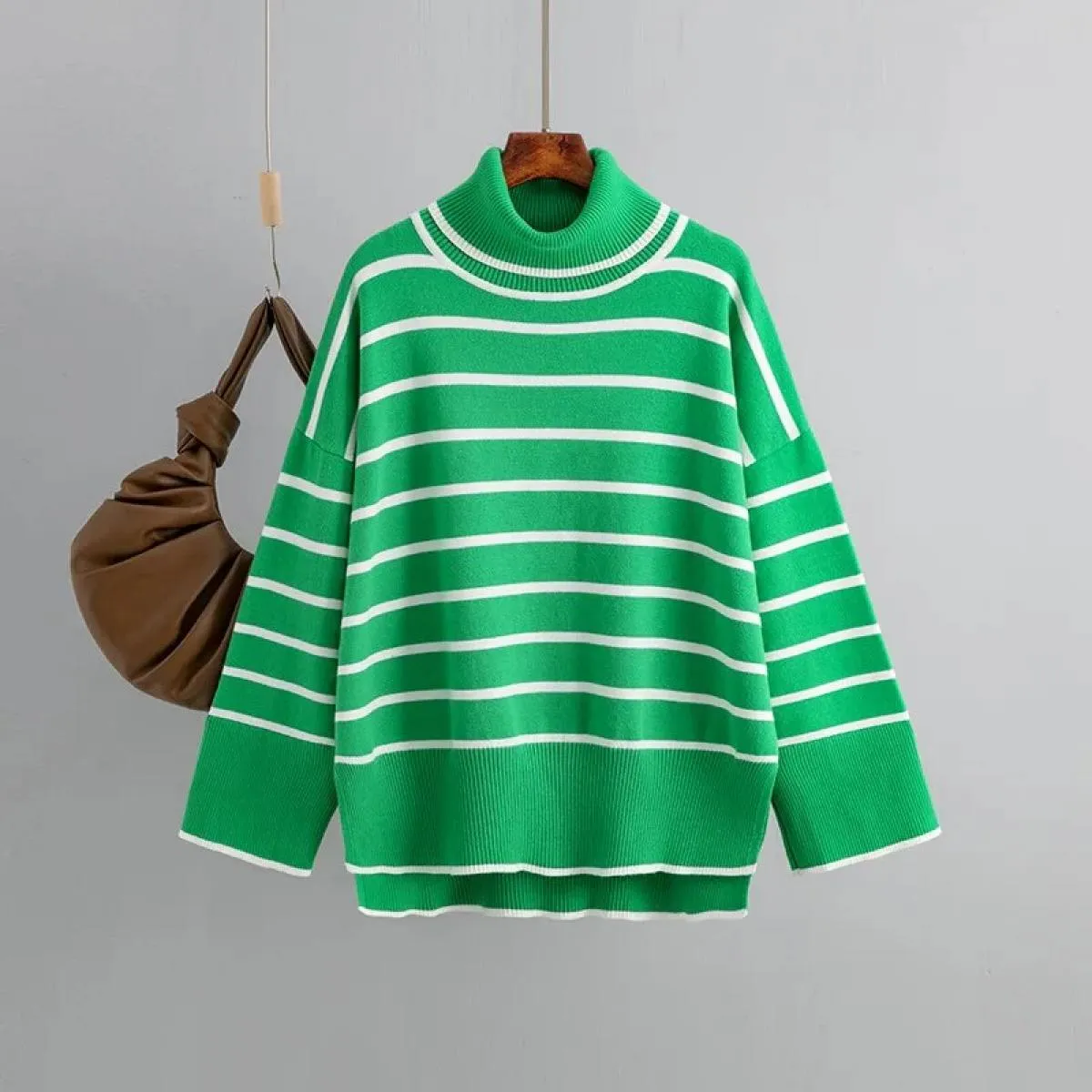 2023 maglione lavorato a maglia autunno inverno pullover maglione dolcevita a righe colorate maglione casual sciolto da donna