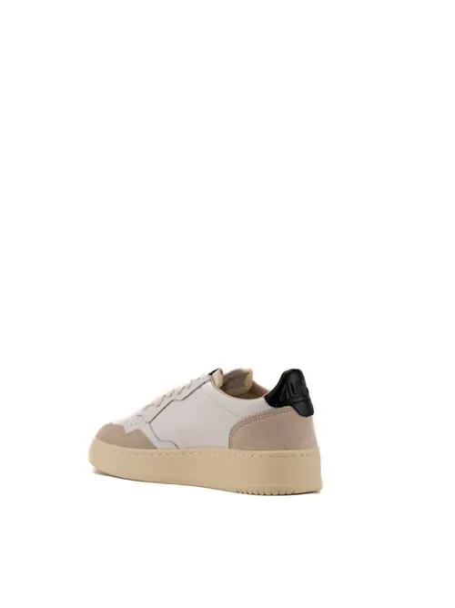 AUTRY     Sneakers Autry Medalist Low in pelle e suede Bianco/Nero