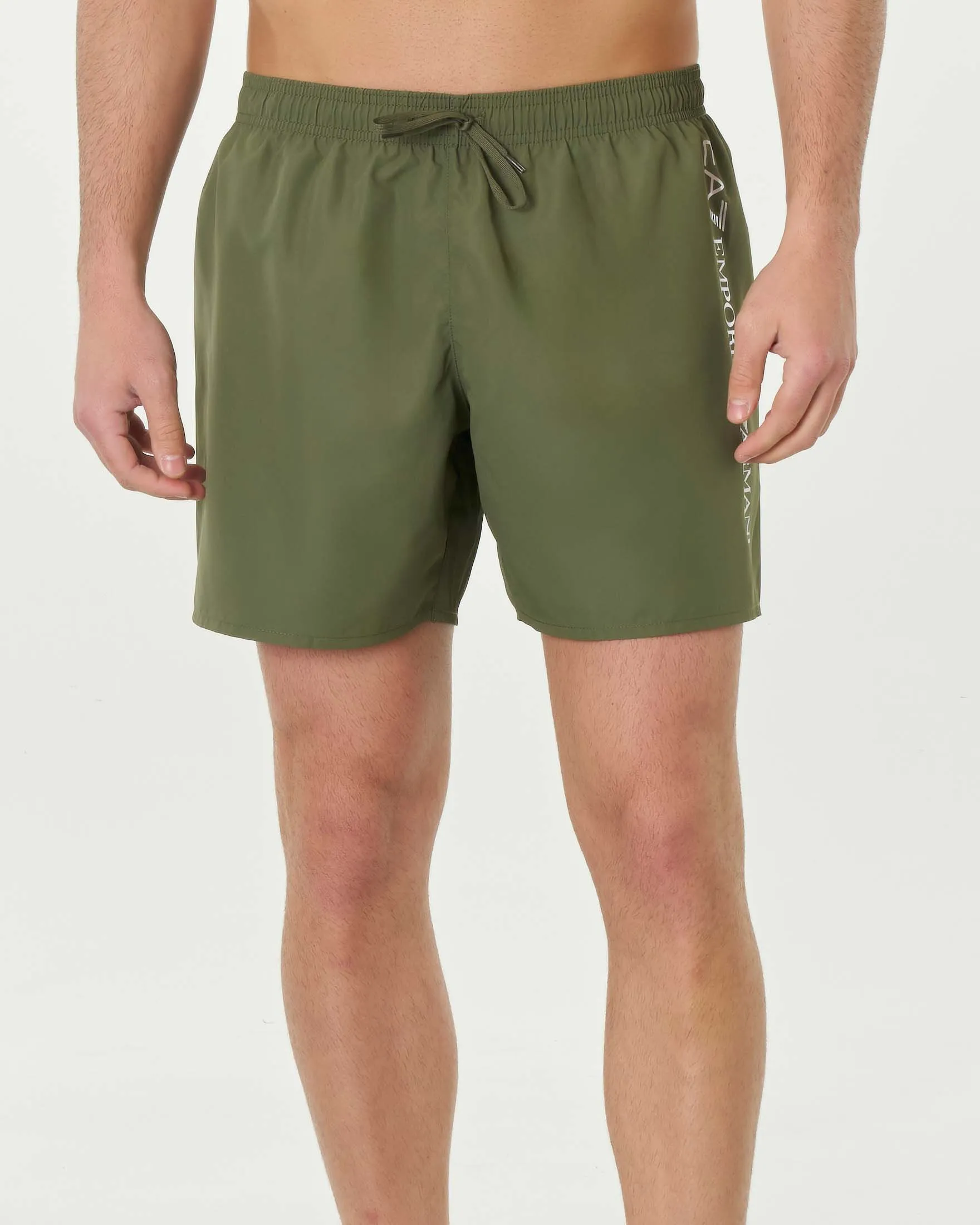 Boxer mare verde militare con logo argento stampato in verticale sul fianco