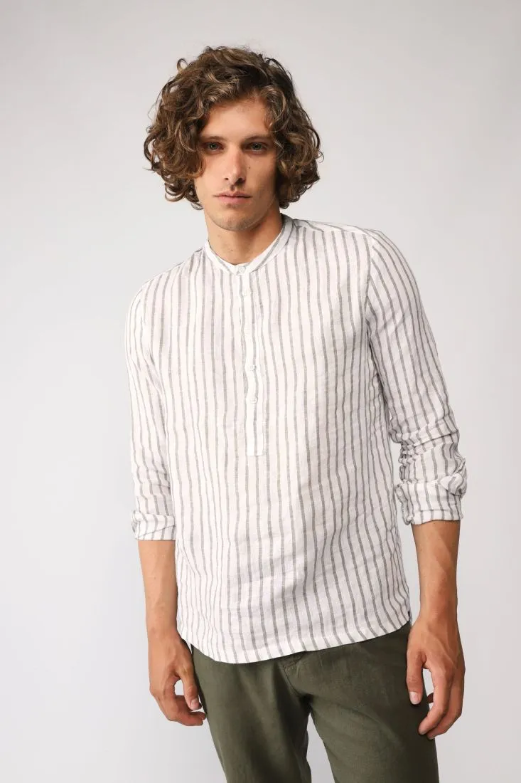 Camicia girocollo in lino a righe