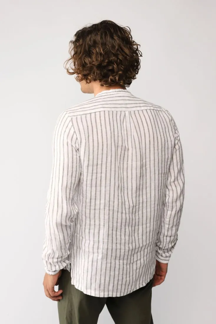 Camicia girocollo in lino a righe