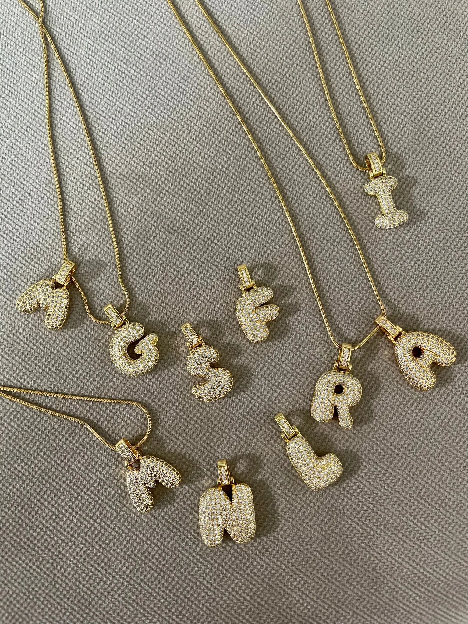 Charm Lettera Oro