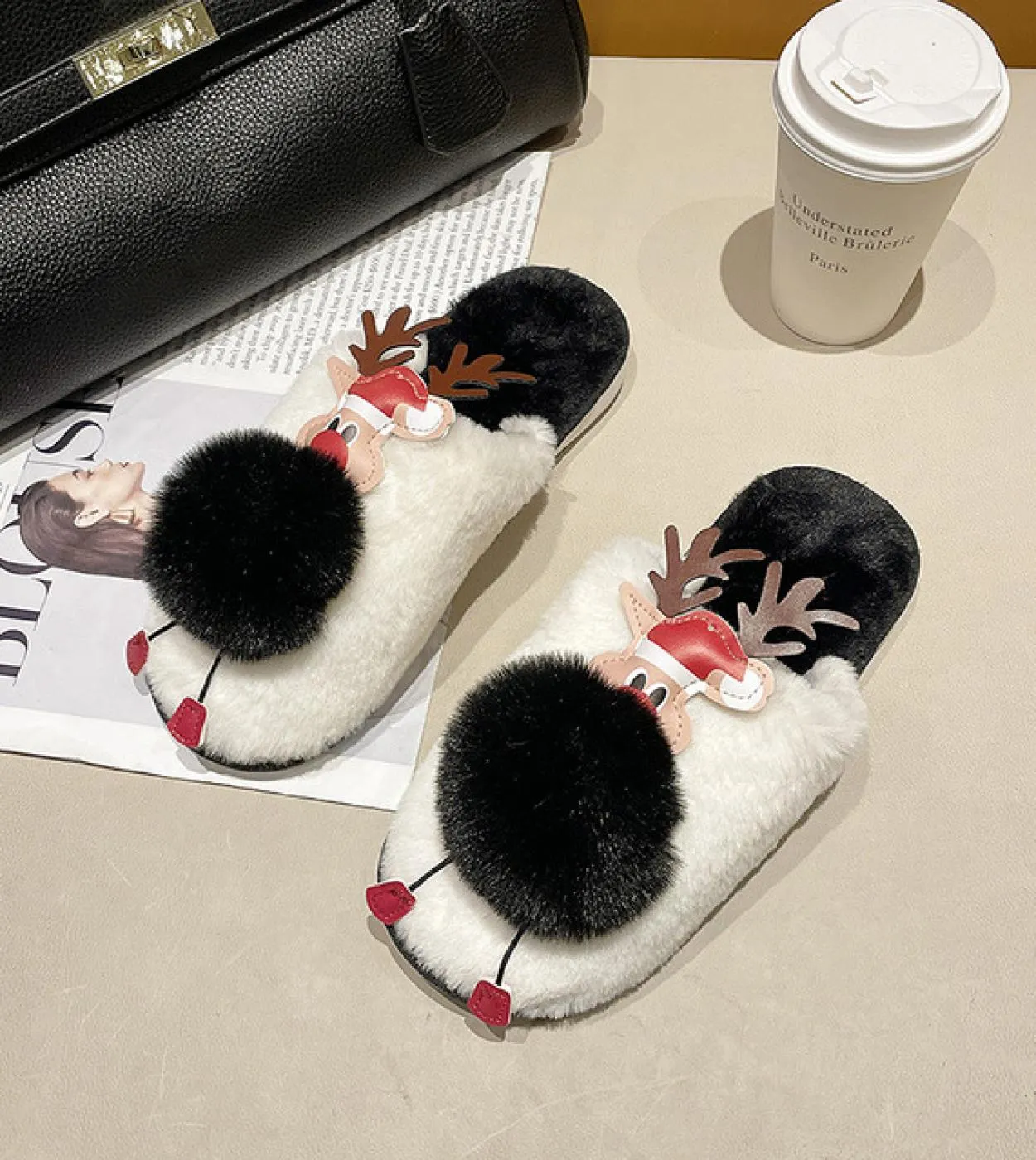 Comemore Di Natale Alce Peluche Pantofole A Casa Delle Donne Casual Inverno Scarpe Calde Comfort Cervi Pantofole Zapatos Mujer 2