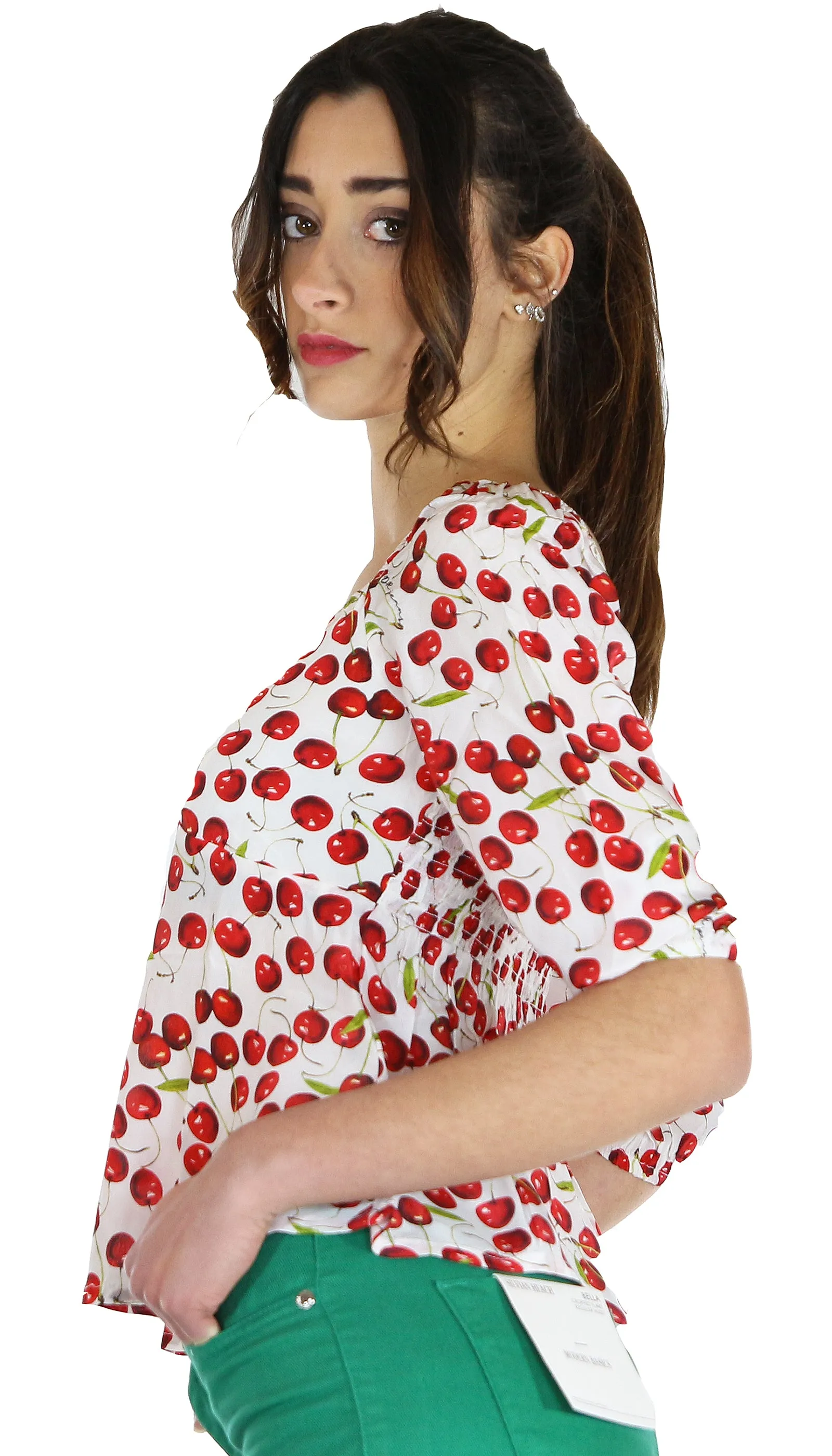 Denny Rose Jeans Blusa in raso con stampa ciliege all over.