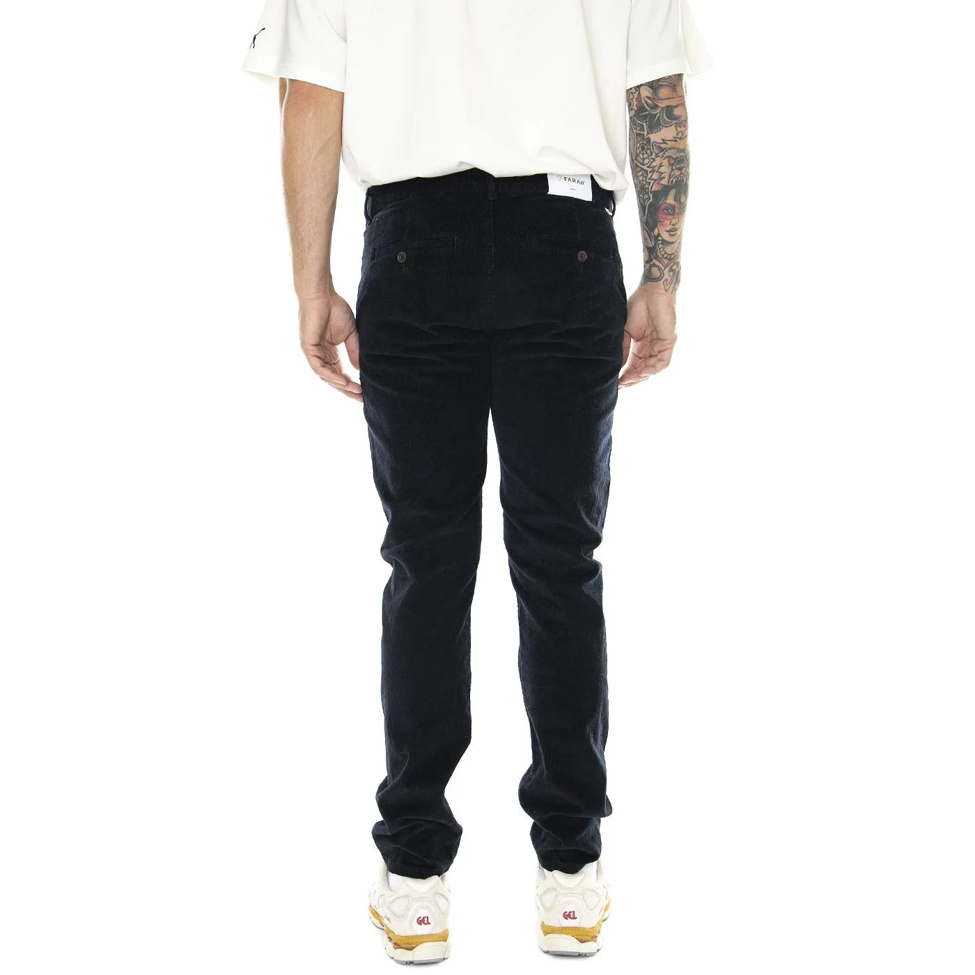 Farah Elm Stretch Corduroy Trousers In True Navy - Pantaloni in Velluto Uomo Blu    