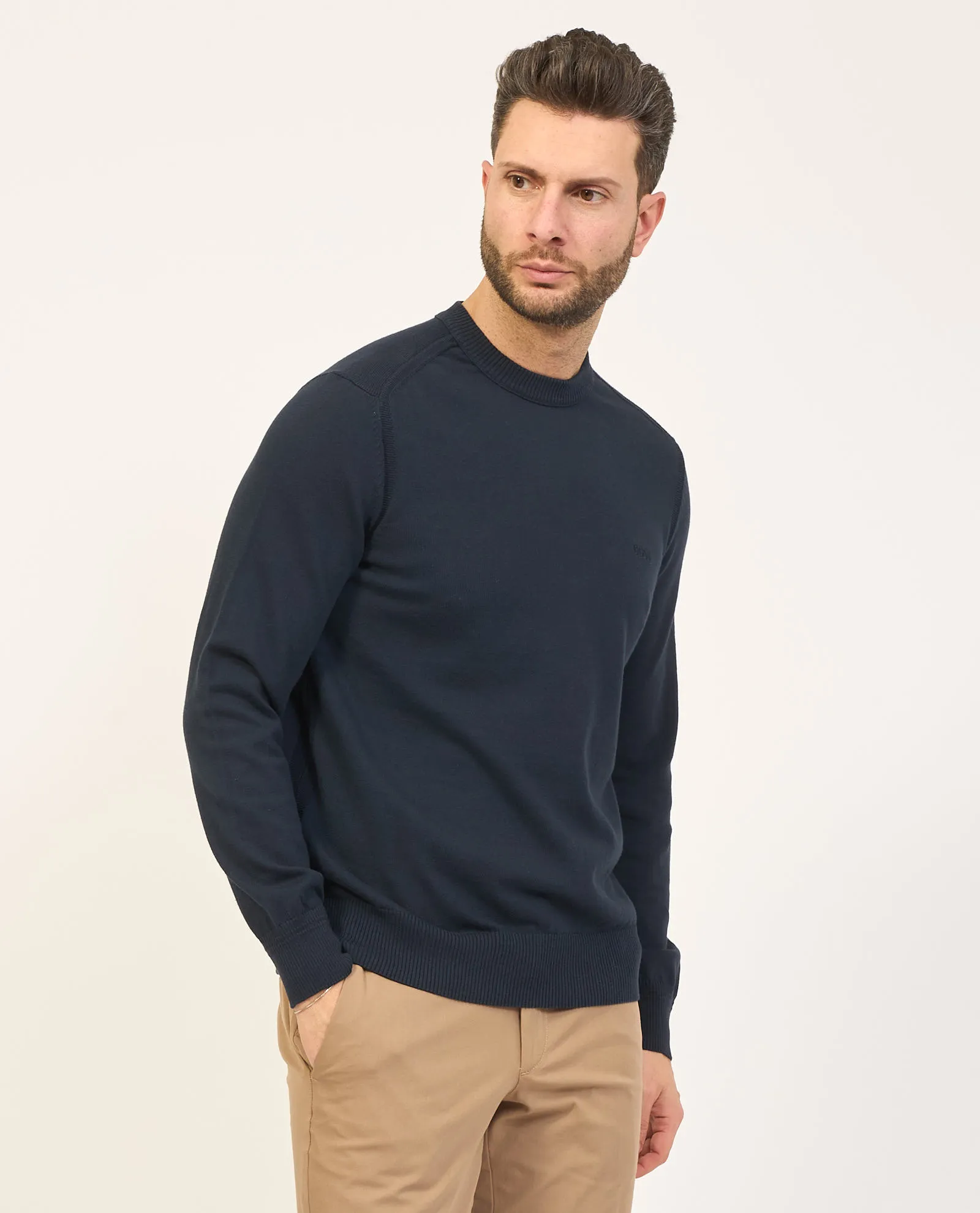 Felpa blu Boss regular fit con logo ricamato