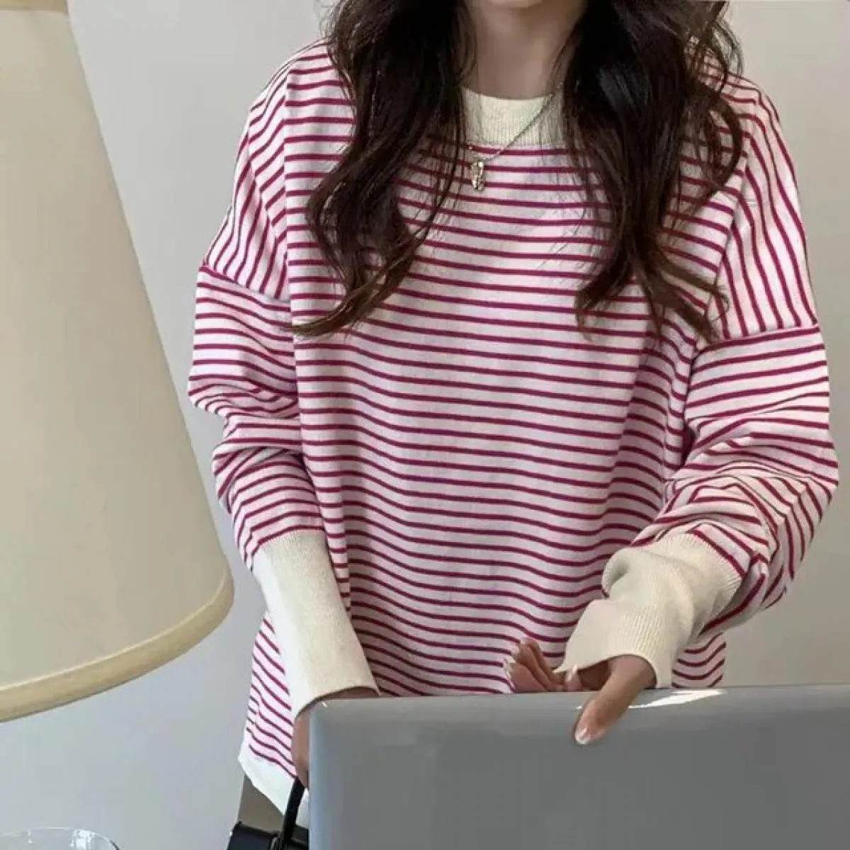 Felpa con cappuccio maglione a righe morbide donna sottile autunno 2023 nuovo maglione maglione nuovo allentato da donna