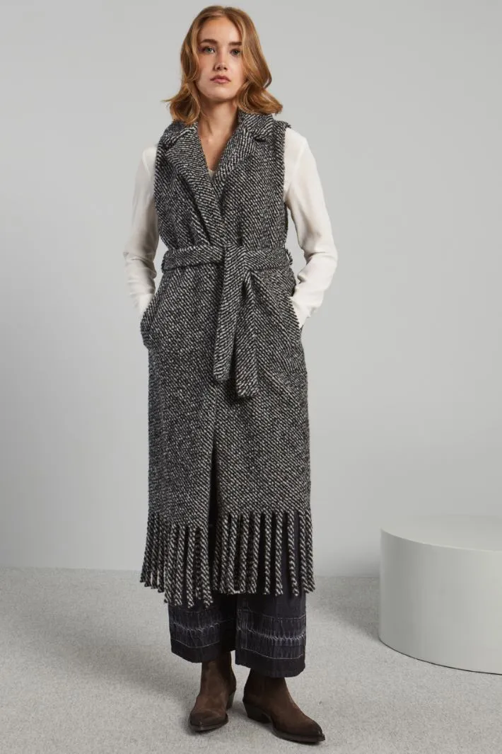 Gilet in maglia con frange