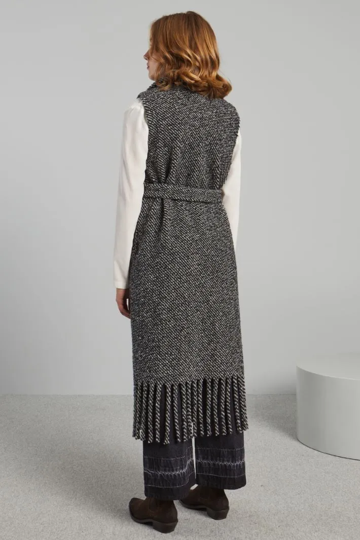 Gilet in maglia con frange