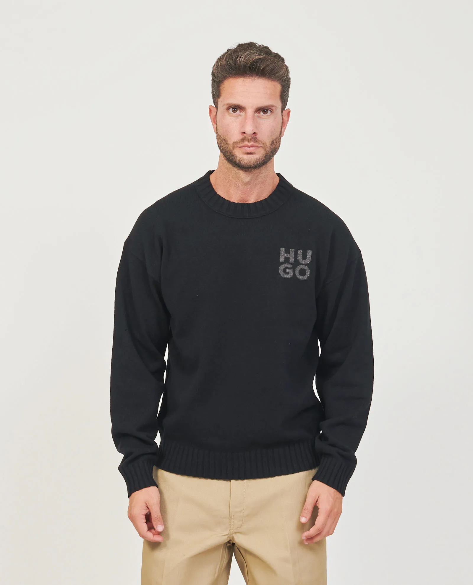 Maglione Hugo Boss in misto lana con logo scomposto