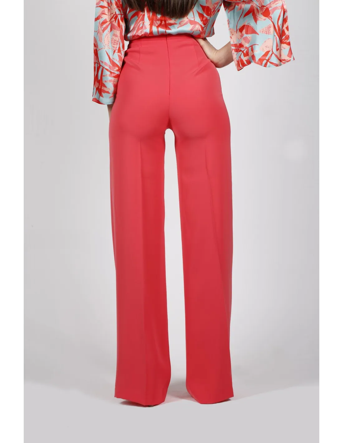 Pantalone a palazzo Nadine Marciano