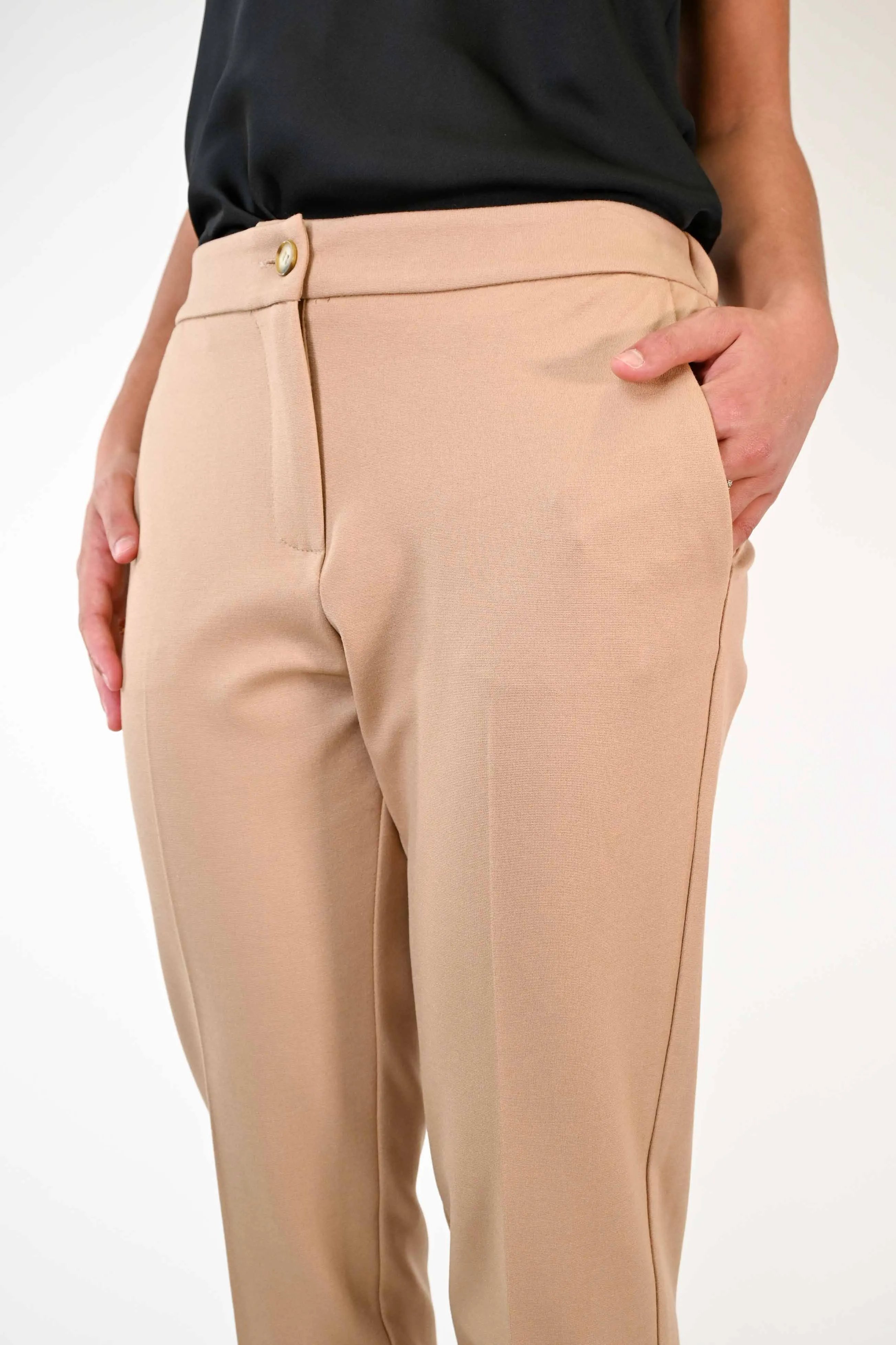 PANTALONE CAPRI IN PUNTO MILANO COLOR CAMMELLO