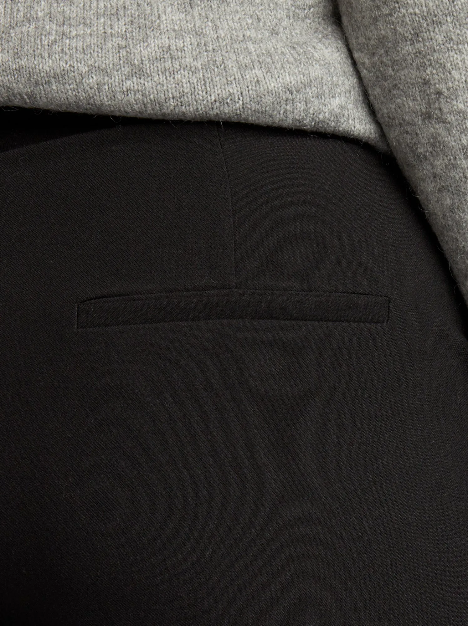 Pantaloni carrot fit - nero