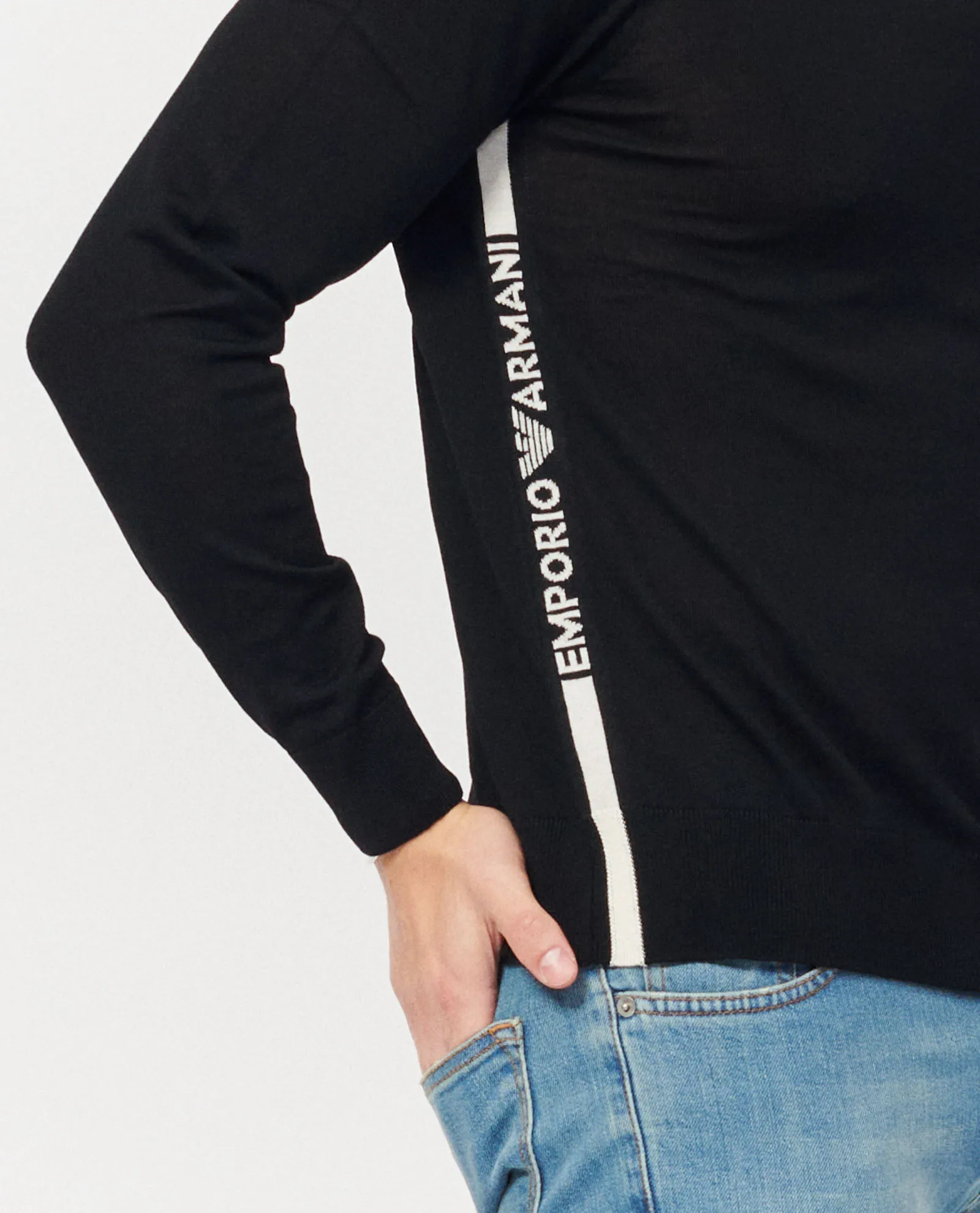 Pullover uomo EA7 con lettering laterale