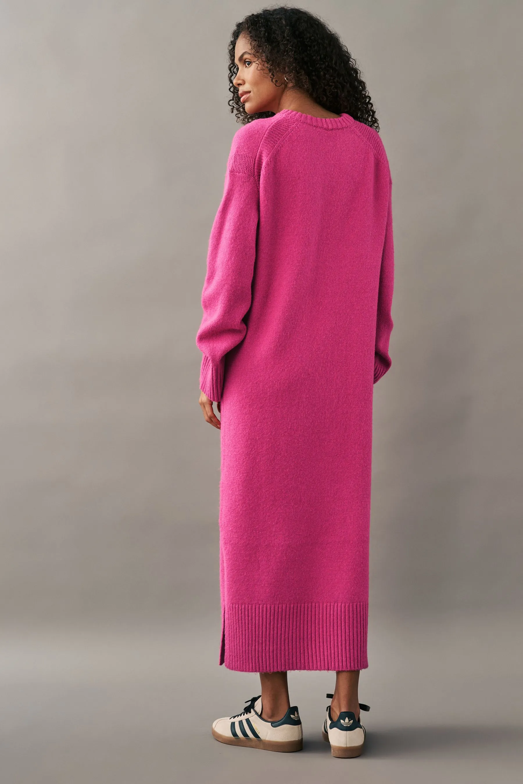 Relaxed Soft Touch Crew Neck Midi Knitted Jumper Dress    