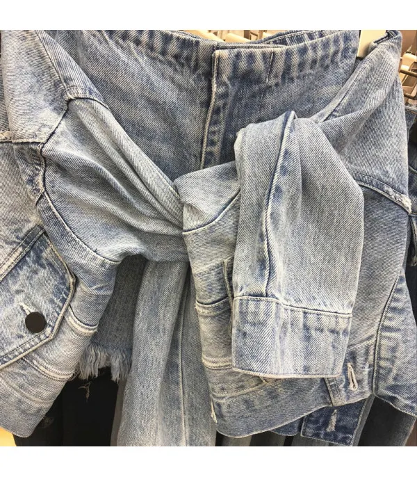 Shorts maniche legate