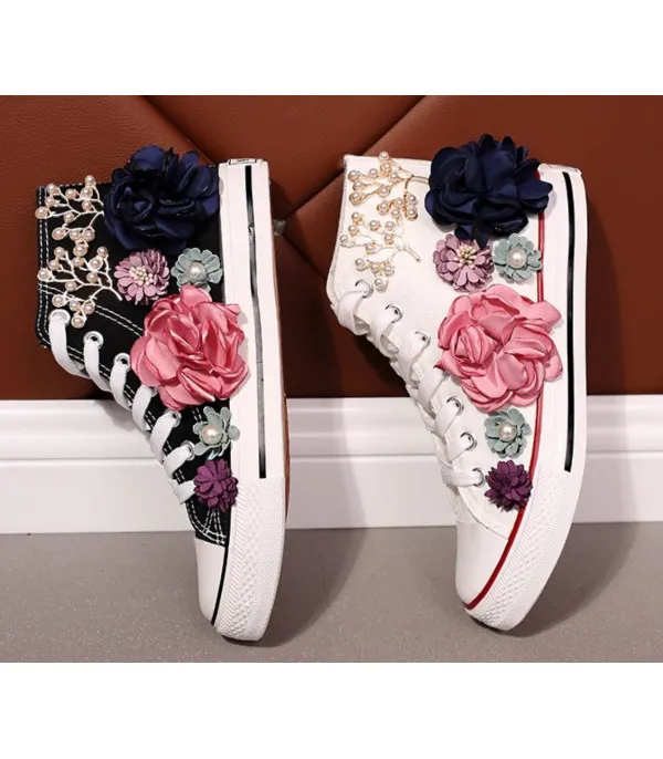 Sneakers flower garden