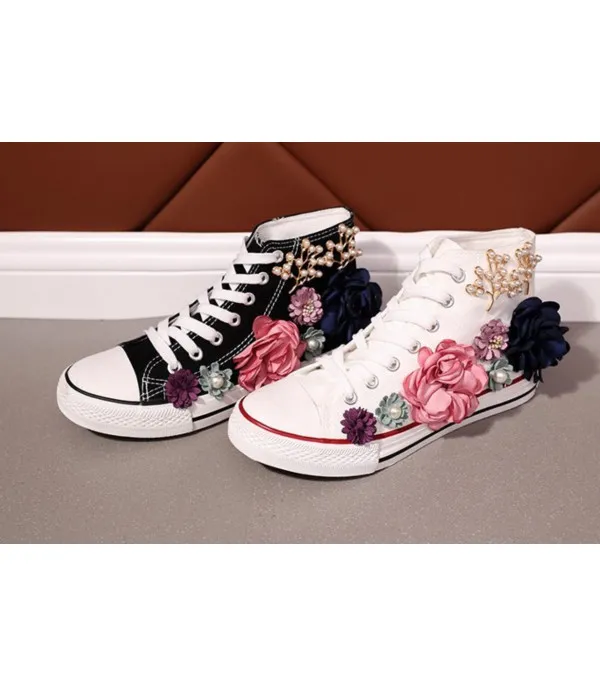 Sneakers flower garden
