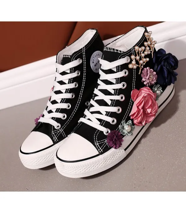 Sneakers flower garden