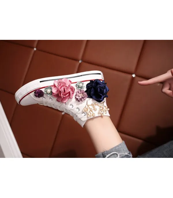 Sneakers flower garden