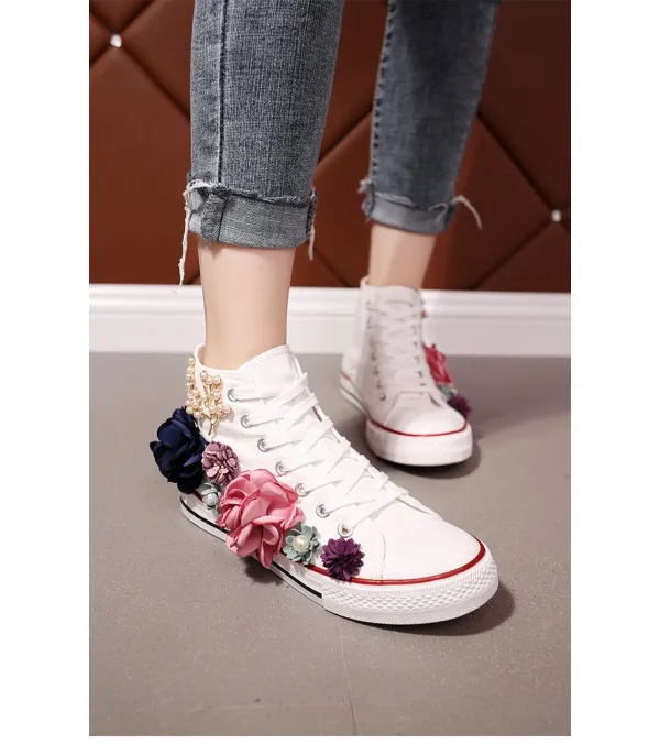 Sneakers flower garden