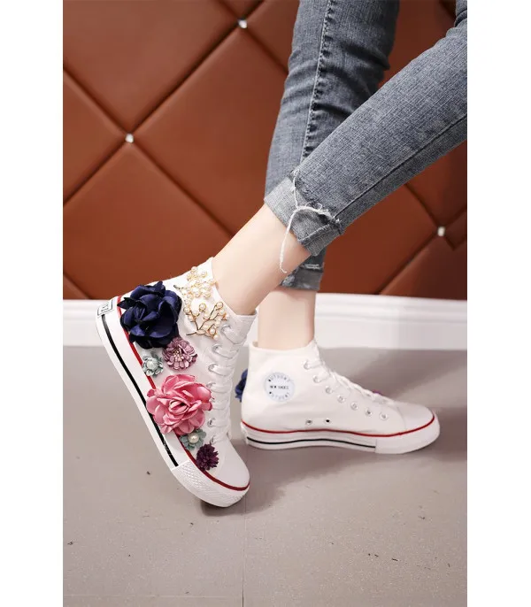 Sneakers flower garden