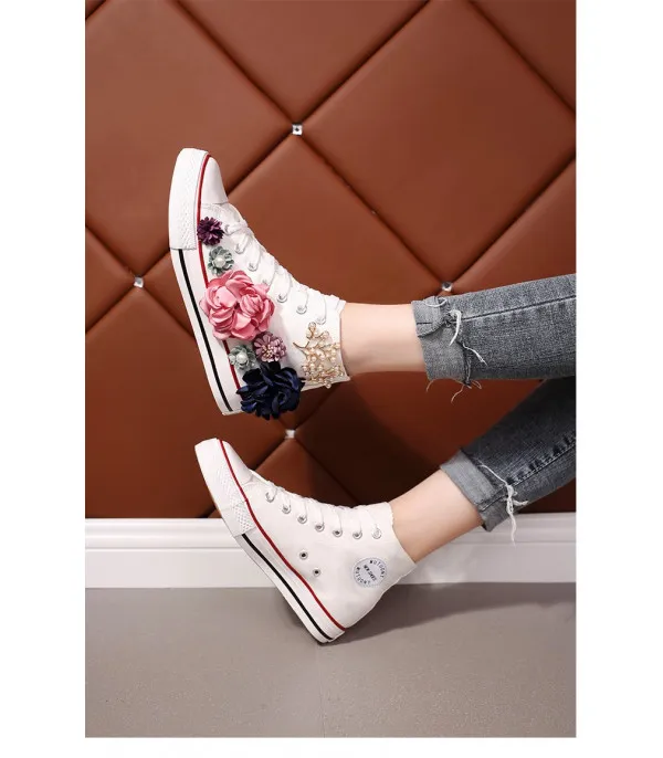 Sneakers flower garden
