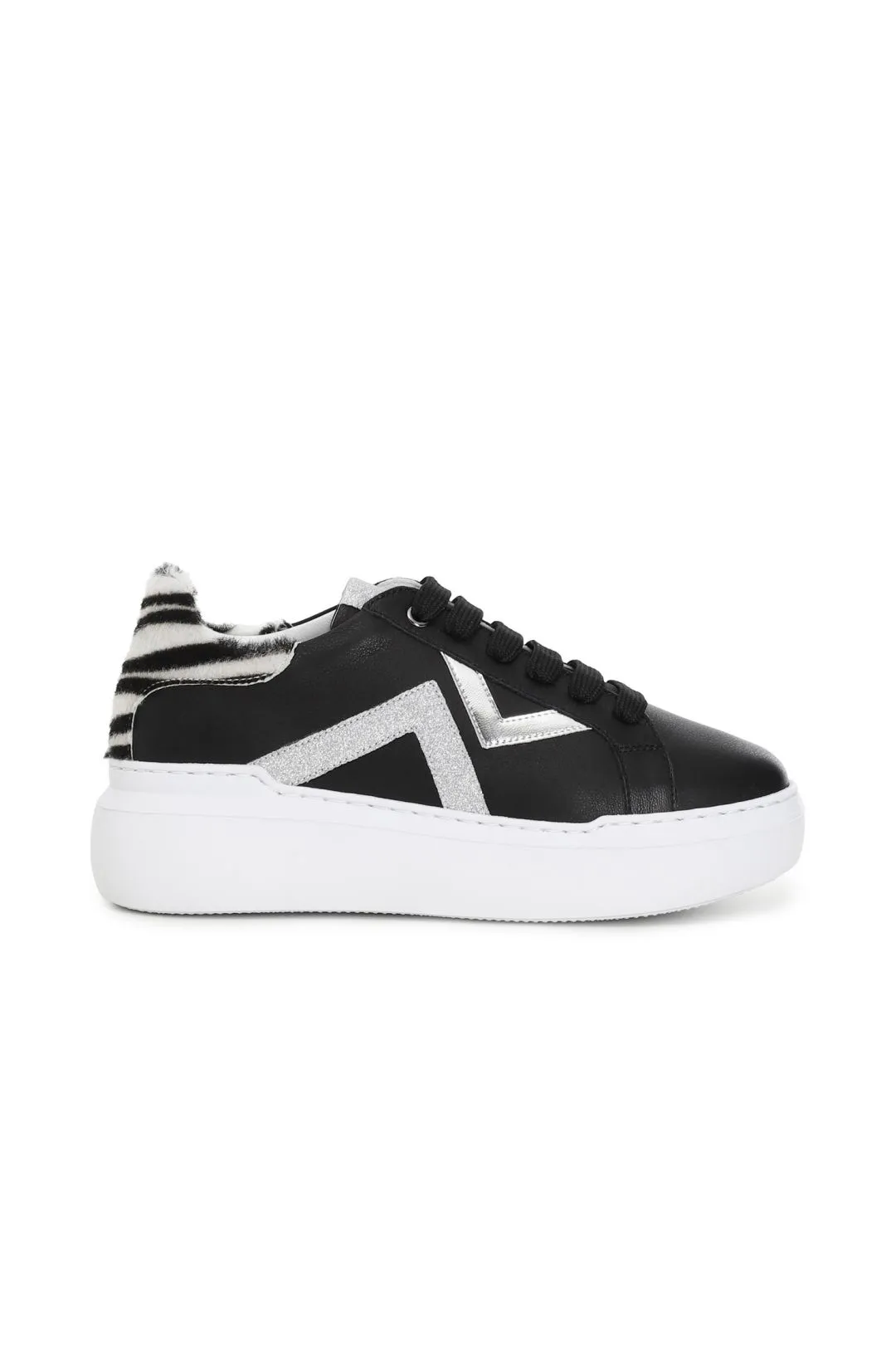 sneakers in pelle con dettagli in cavallino