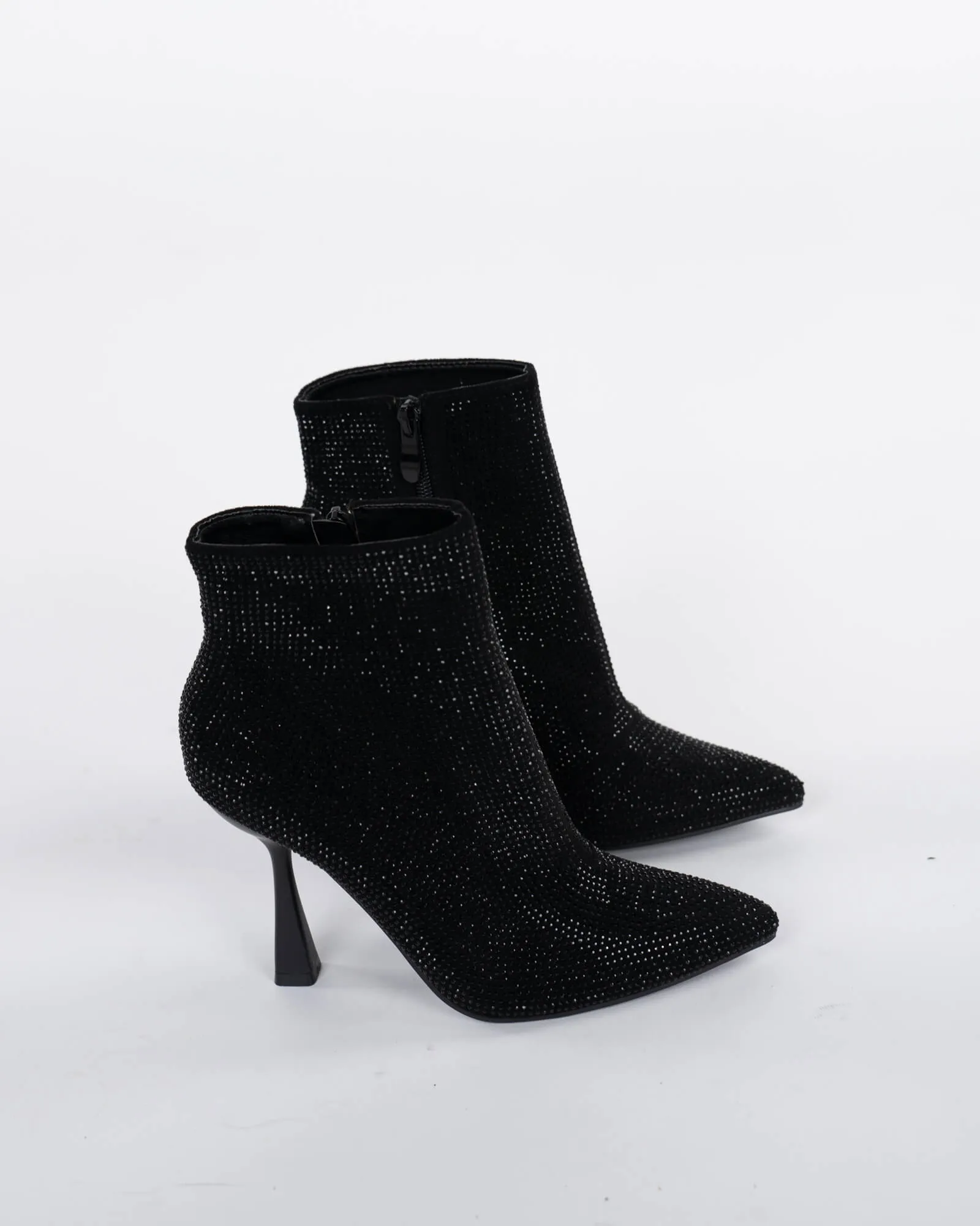 Stivaletti a punta in strass – Nero