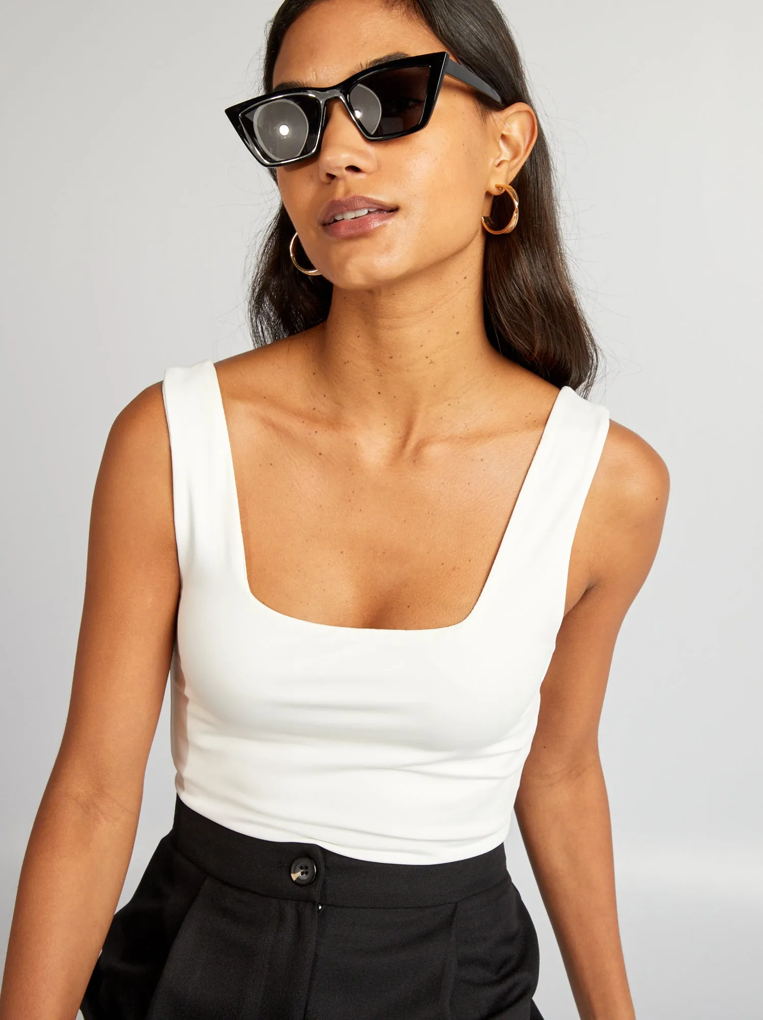 T-shirt stretch con scollo quadrato - BIANCO
