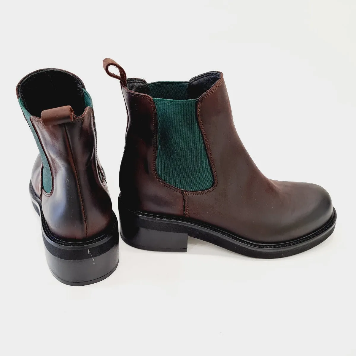 Tattoo Stivaletto Beatles elastico verde fondo gomma tacco 5 cm Pelle Testa di moro  rif.539