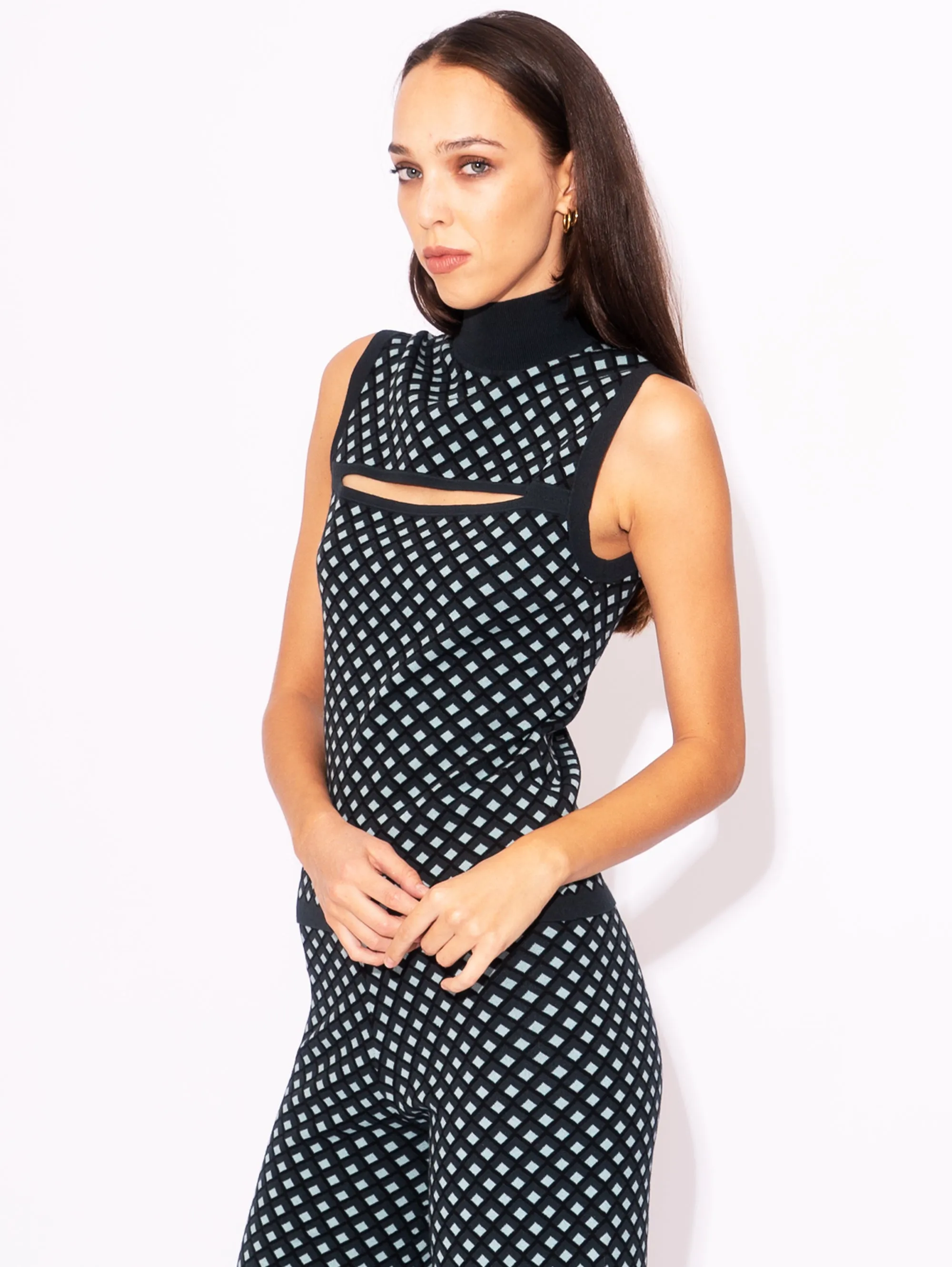 Top con Dettaglio Cut Out Verde